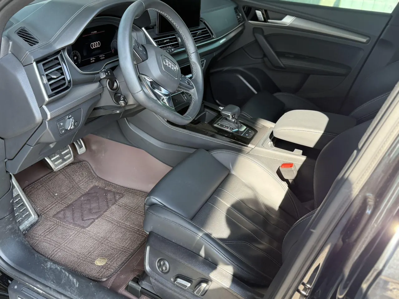 Audi 2025 Q5L 2.0TFSI 40TFSI luxury dynamic automatic 7