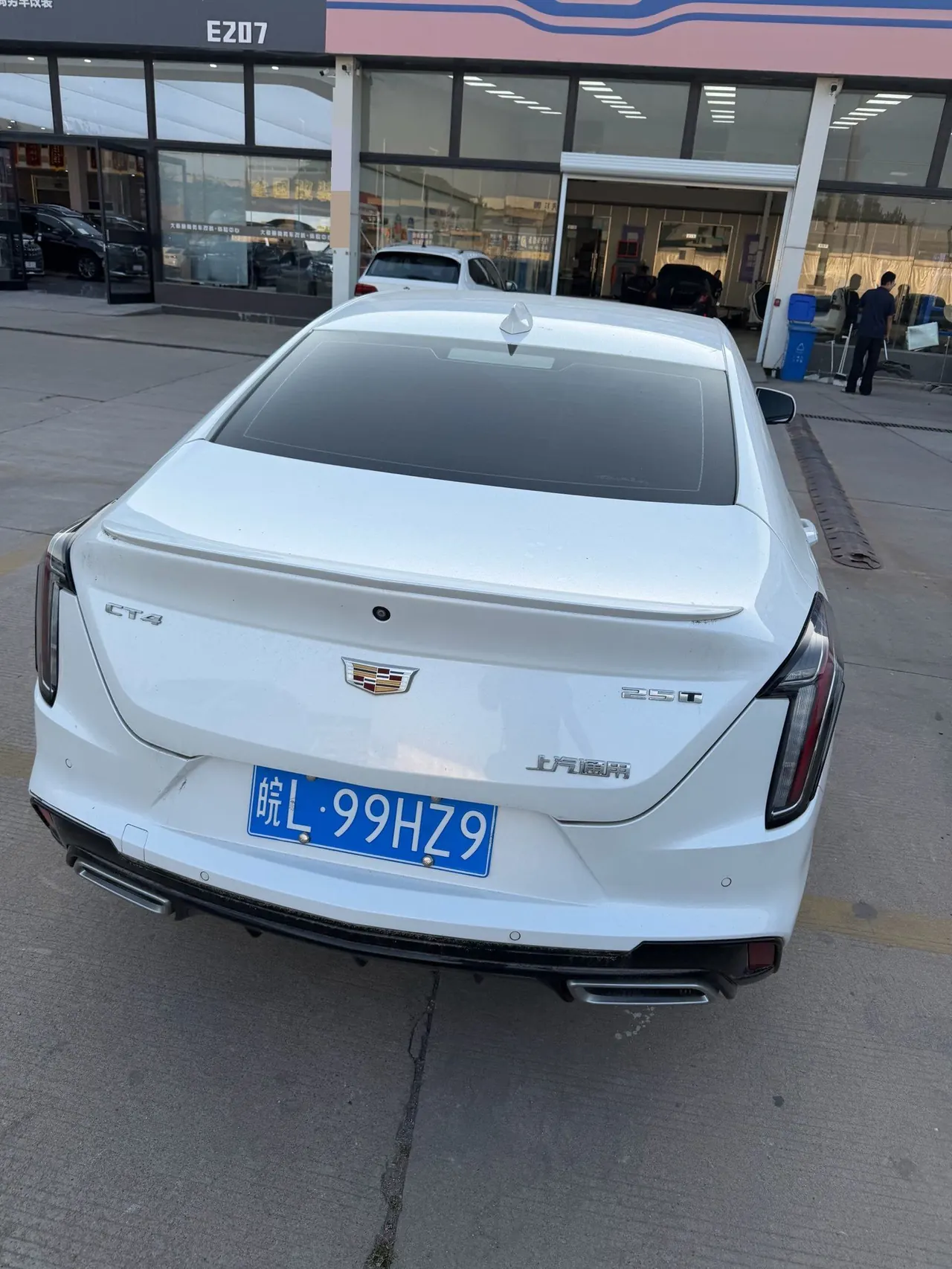 Cadillac 2023 CT4 1.5T 25T Luxury Automatic Gear 6