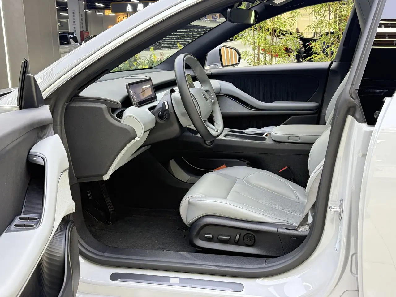 NIO 2024 ET5T 75kWh Touring automatic 4