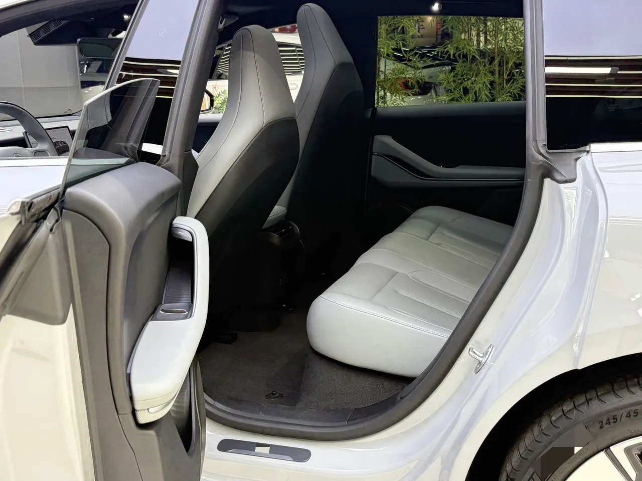 NIO 2024 ET5T 75kWh Touring automatic 5
