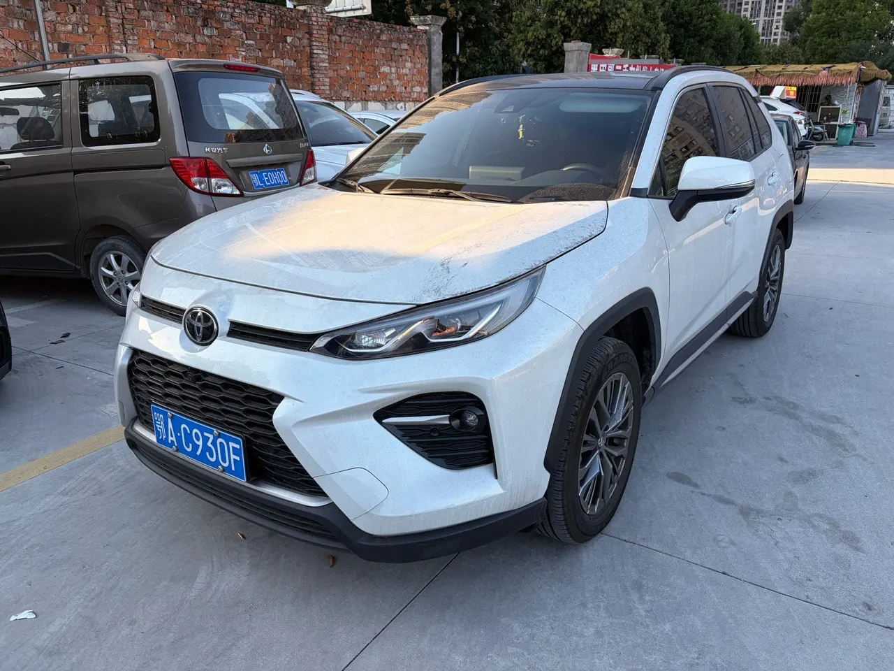 Open image lightbox: Toyota 2023 Willanda 2.0 Stepless Two-Drive Luxury PLUS Edition Automatic Gear