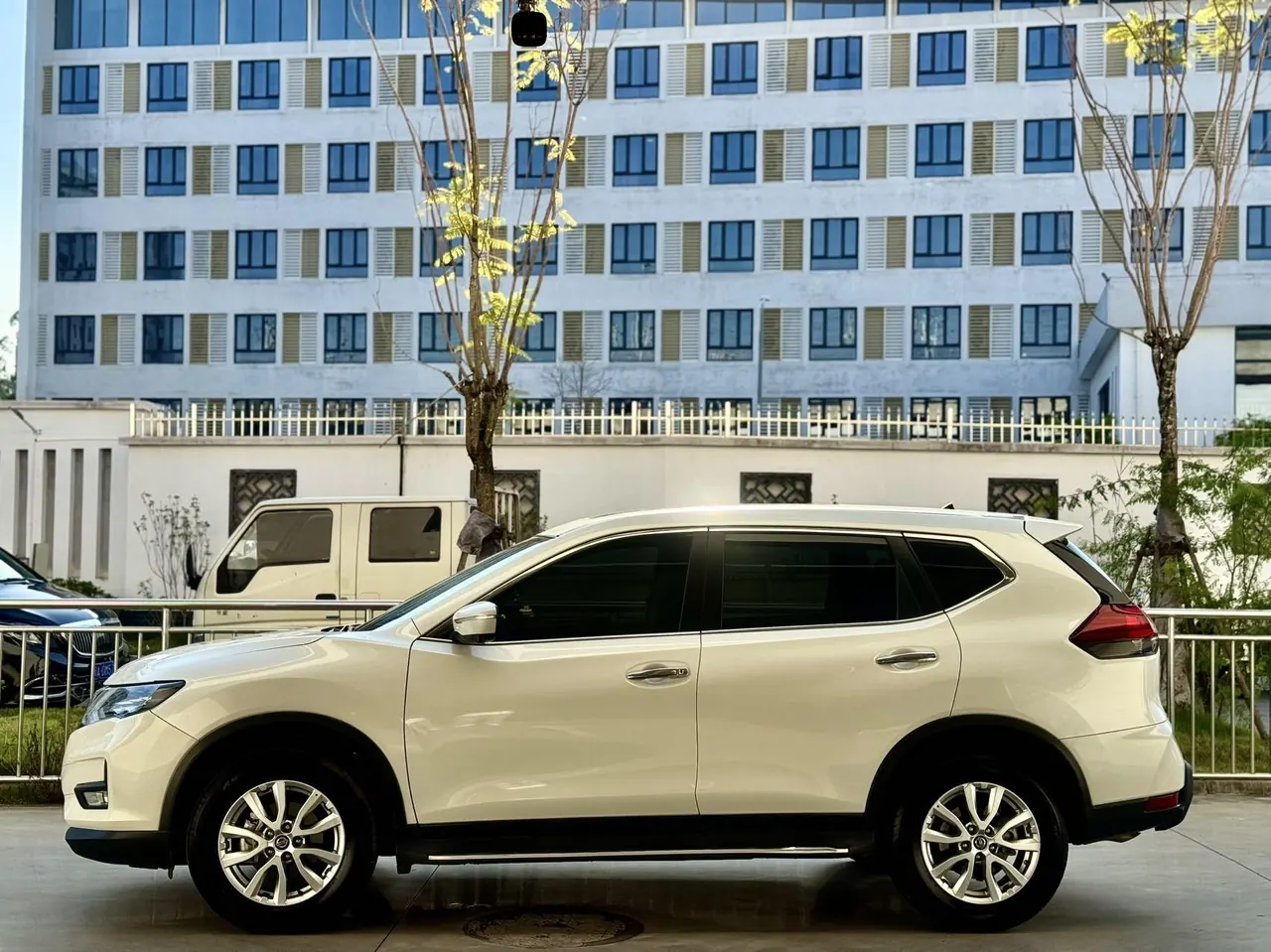Nissan 2023 Qijun Glory 2.0 Stepless Two-Drive Smart Joint Premium Edition Automatic Gear 16