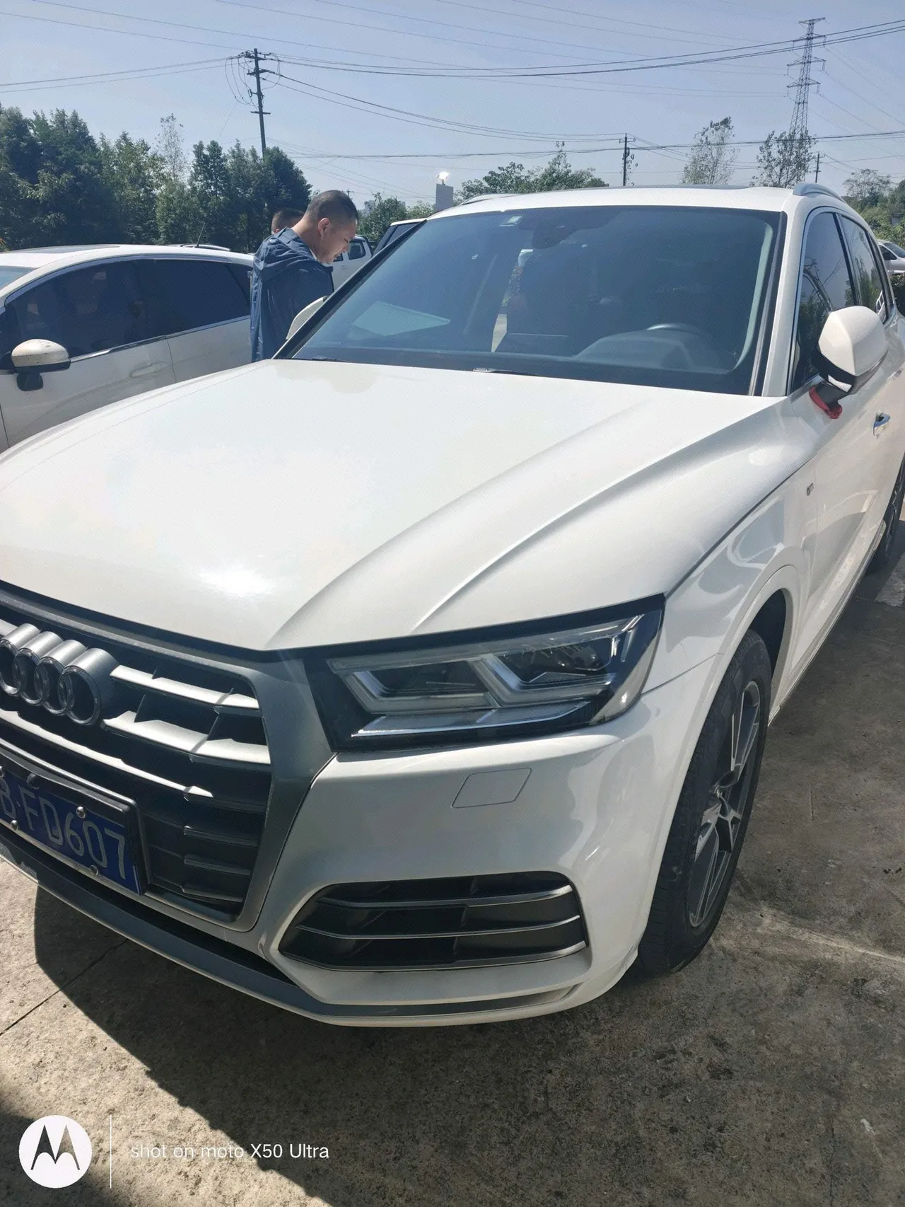 Открыть галерею: Audi 2021 Q5L 2.0TFSI 40TFSI Fashion Dynamic Automatic