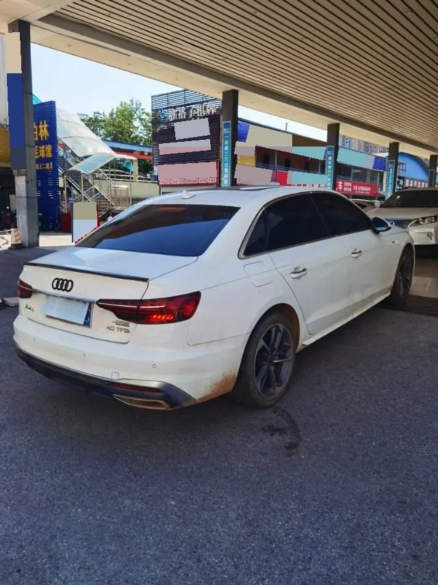 Audi 2022 A4L 2.0TFSI 40TFSI Fashion Dynamic Automatic 5