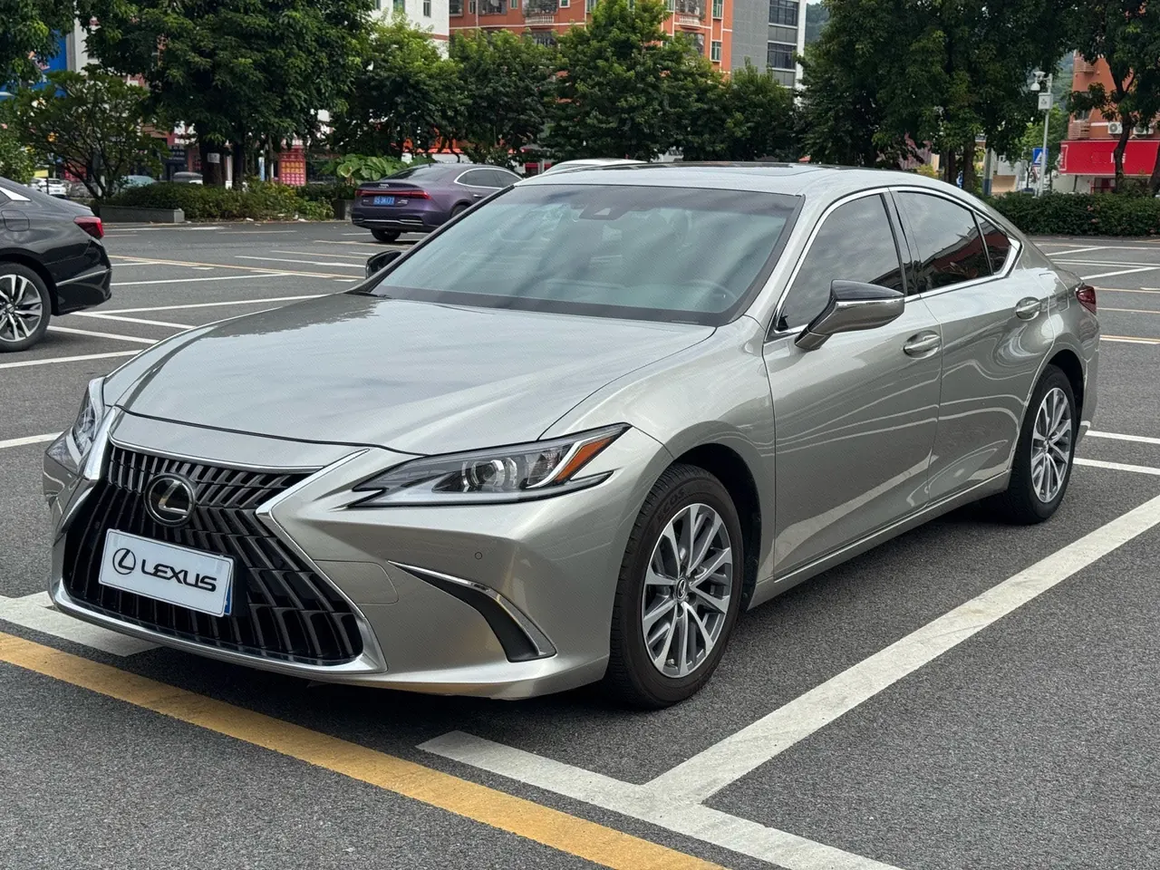 Open image lightbox: Lexus ES (Imported) 2021 ES200 2.0 Stepless Premium Edition Automatic Gear