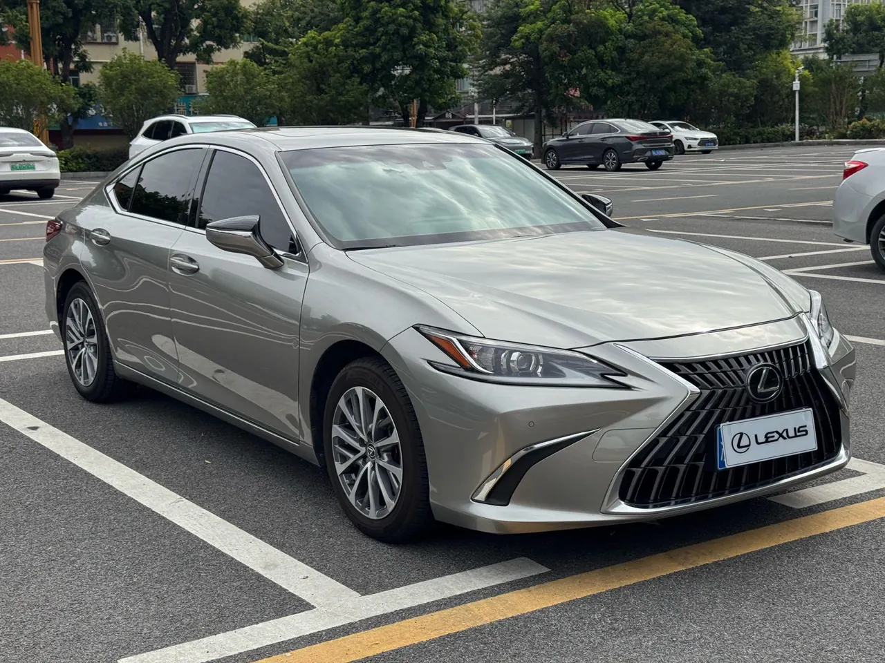 Lexus ES (Imported) 2021 ES200 2.0 Stepless Premium Edition Automatic Gear 3