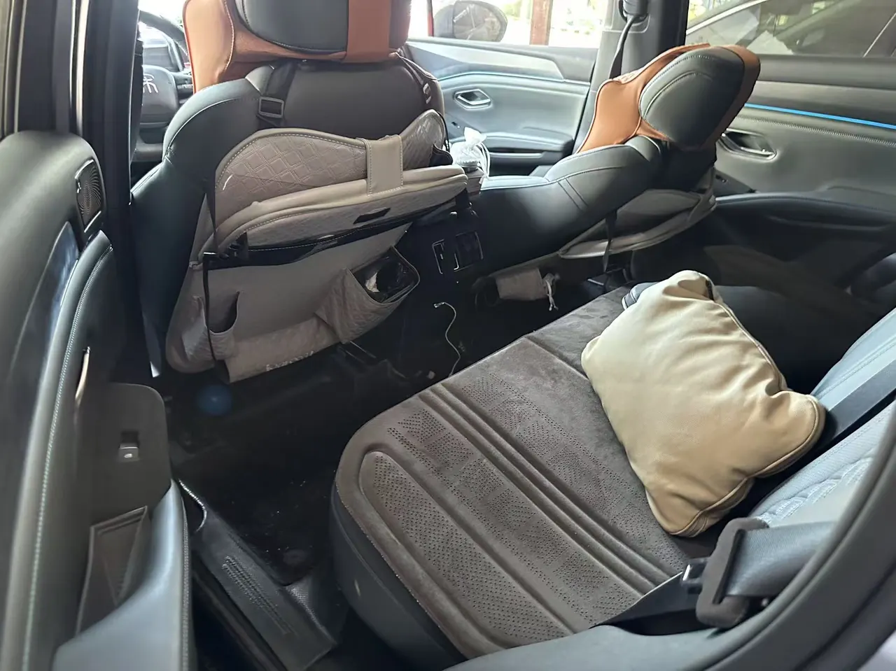 BYD 2025 Song L DM-i 1.5 Stepless Smart Driving Edition 160km Exceed Automatic Transmission 3