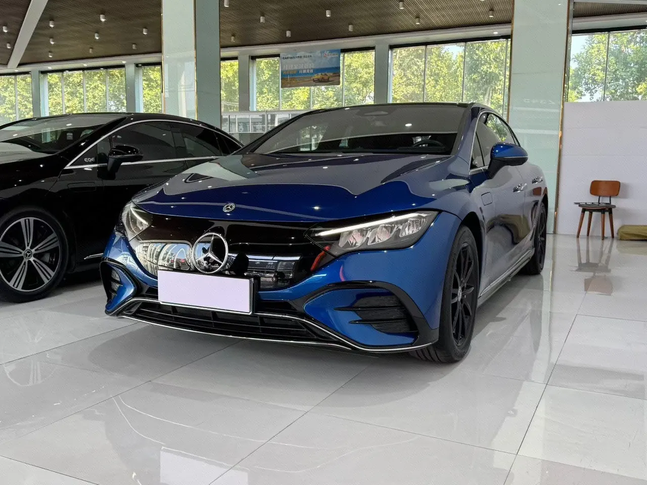 Открыть галерею: Mercedes Benz 2022 EQE 350 EQE 350 Pioneer Edition Automatic