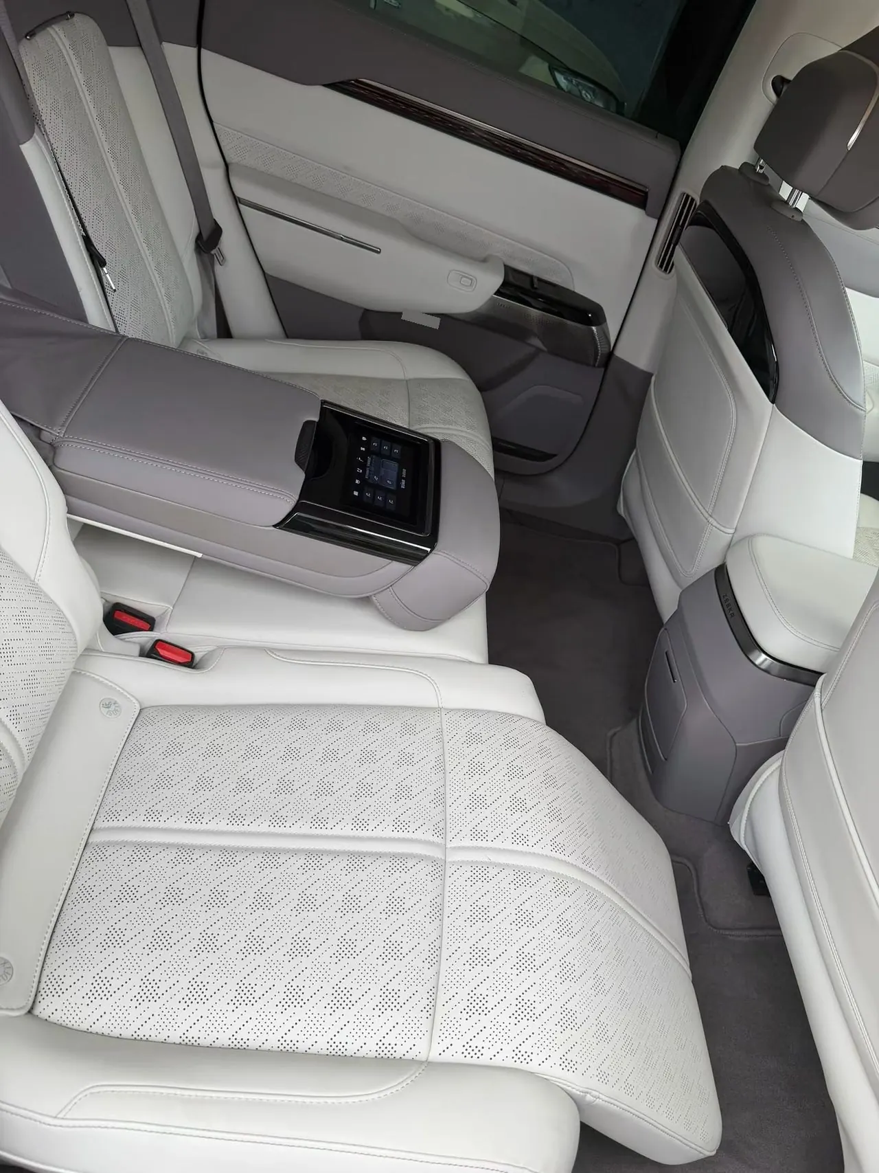 Zeekr 2025 Zeekr 7X 75kWh rear drive smart driving version automatic transmission 4