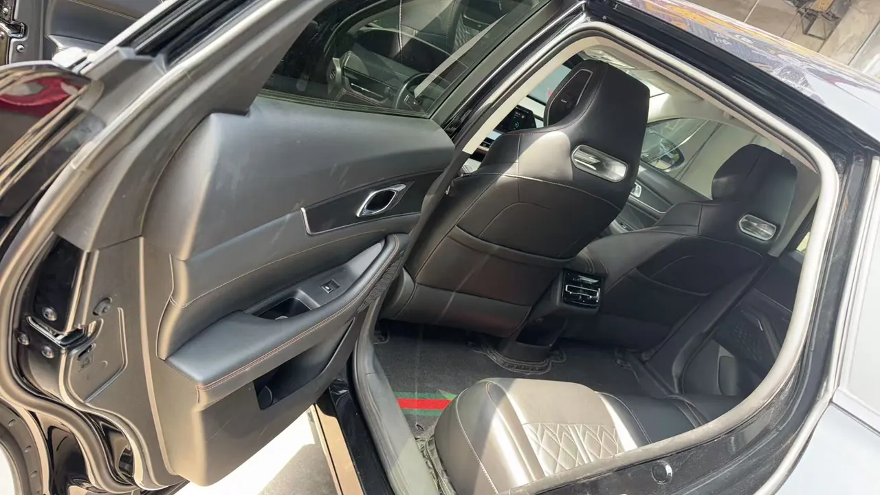 ChangAn 2021 UNI-K 2.0T Honorable Automatic 8