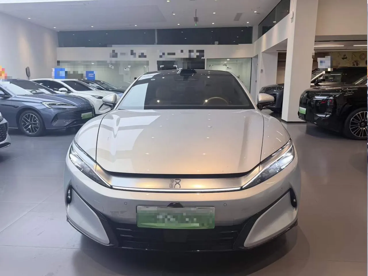 BYD 2025 Han L EV four-wheel drive laser Radar flagship automatic gear 3