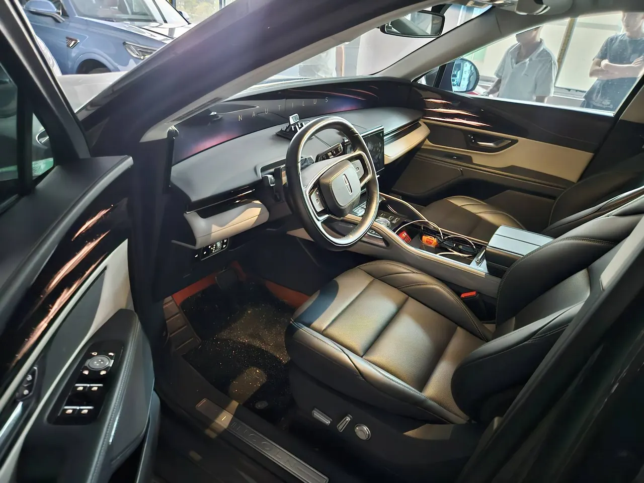 Lincoln 2023 adventurer 2.0T two-wheel drive exclusive edition automatic gear 5