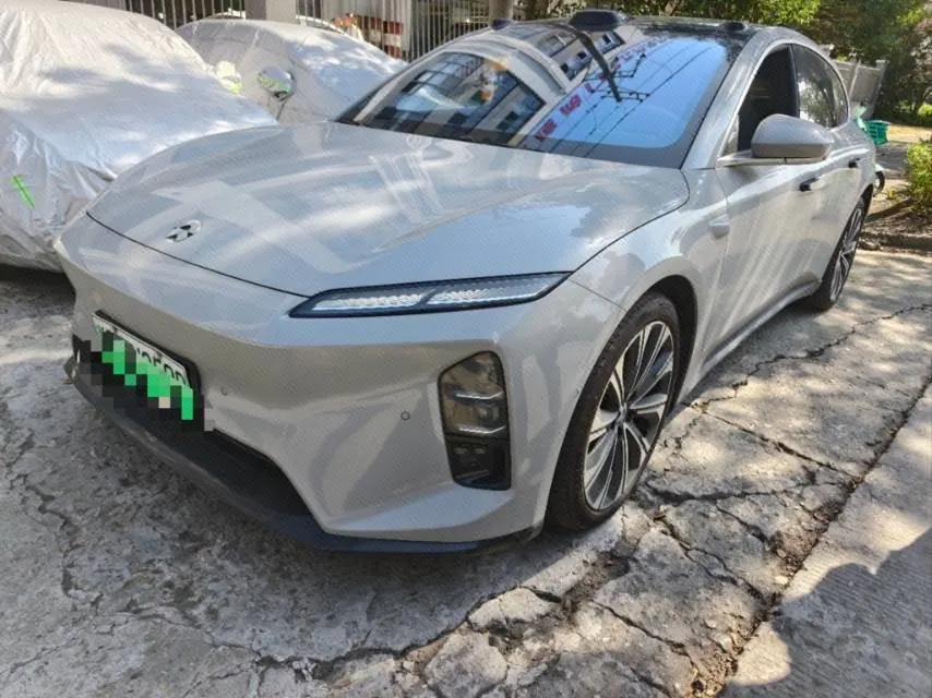Open image lightbox: NIO 2025 ET5T 75kWh Touring automatic