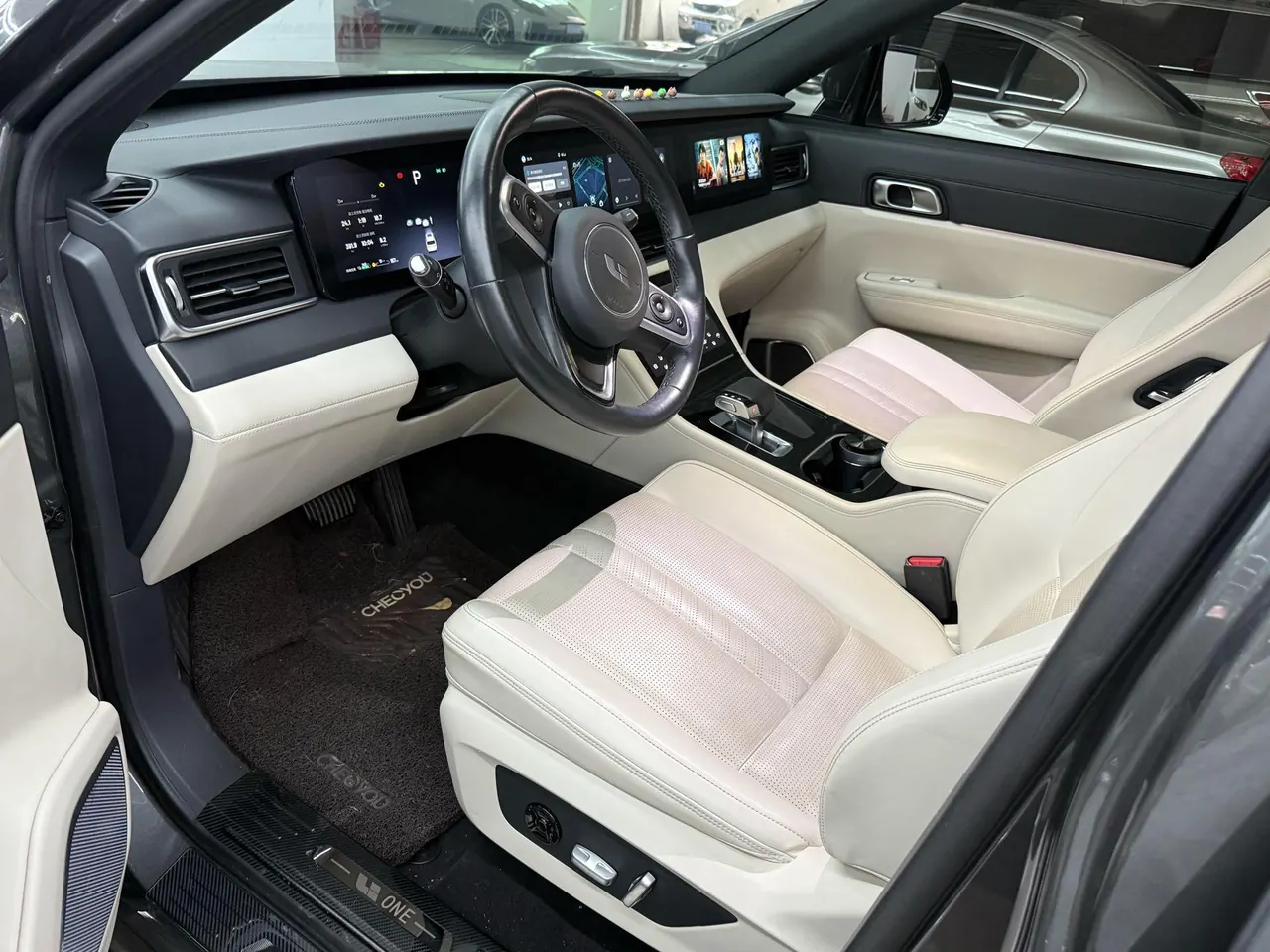 Li 2020 ONE 1.2T extended range 6-seat automatic gear 3