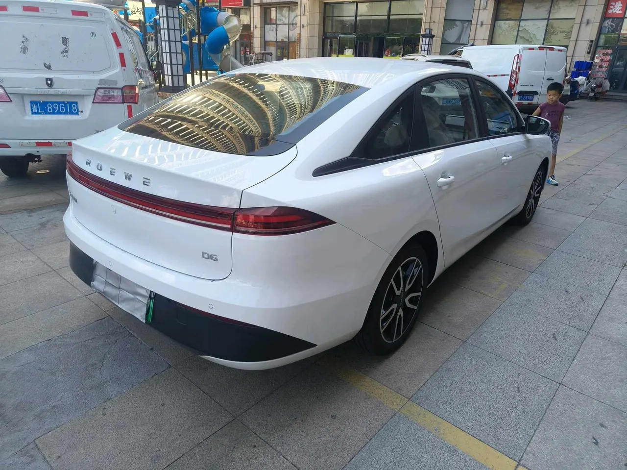 Roewe 2025 D 6 450km Premium Edition Automatic Gear 4