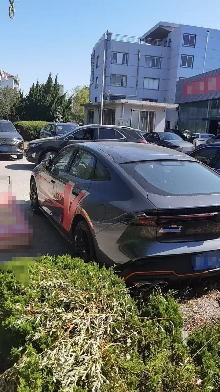 ChangAn 2025 UNI-V 2.0T Jin Qing type automatic gear 6