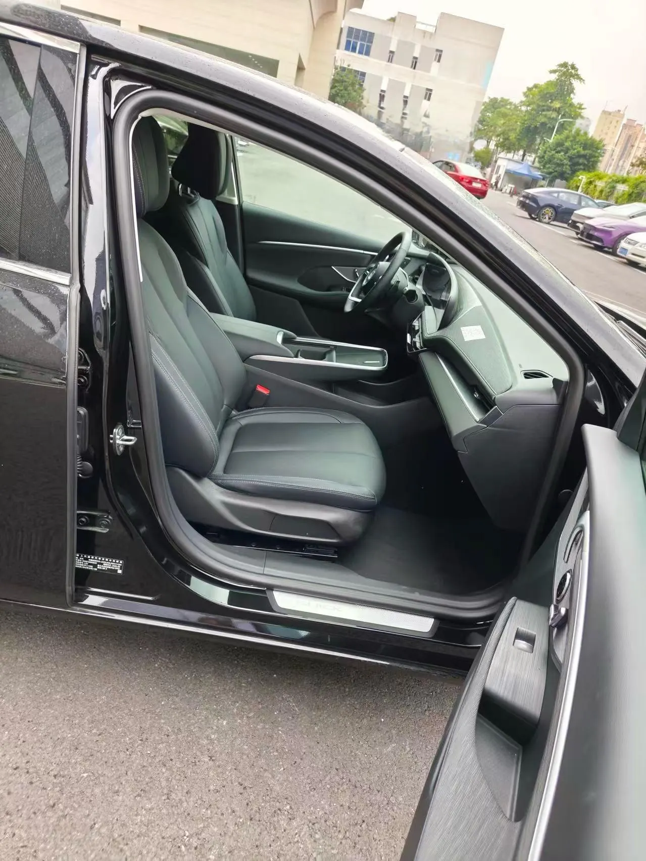 Buick 2025 LaCrosse 2.0T 28T Platinum Edition, automatic transmission 6