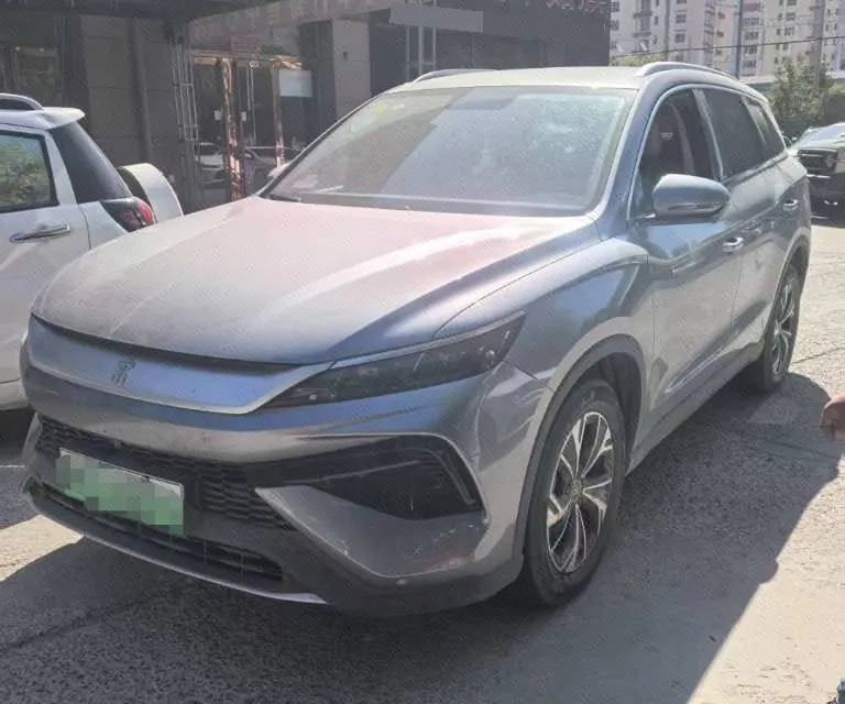 打开图片灯箱:BYD Song Pro New Energy 2025 Song Pro DM-i 1.5 Stepless 75KM Leading Automatic Gear