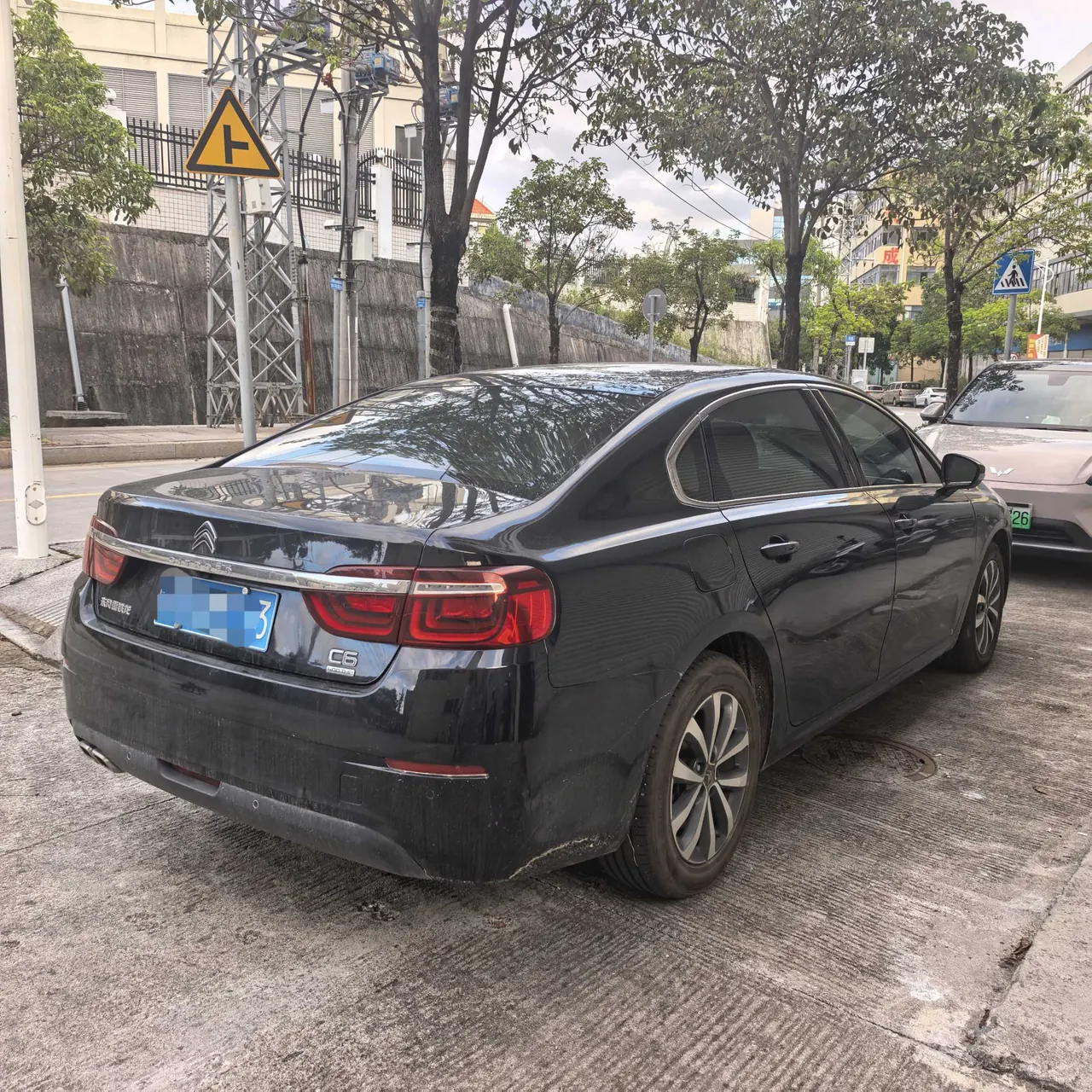 Citroen 2021 C6 1.8THP 400THP Comfort Edition Automatic Gear 3