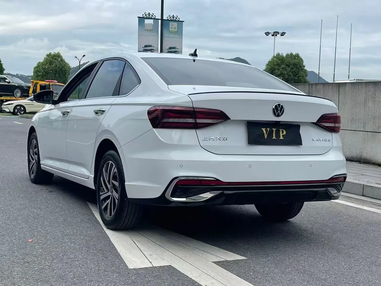 Volkswagen 2024 LaVida 1.5 Star 5 Million Edition Automatic Gear 4
