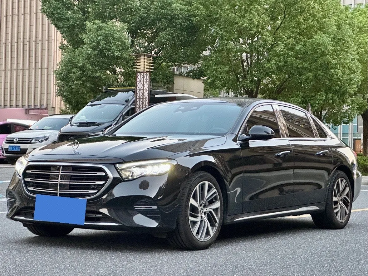 Open image lightbox: Mercedes Benz E Class 2024 E 300 L 48V 2.0T Fashion Automatic Gear