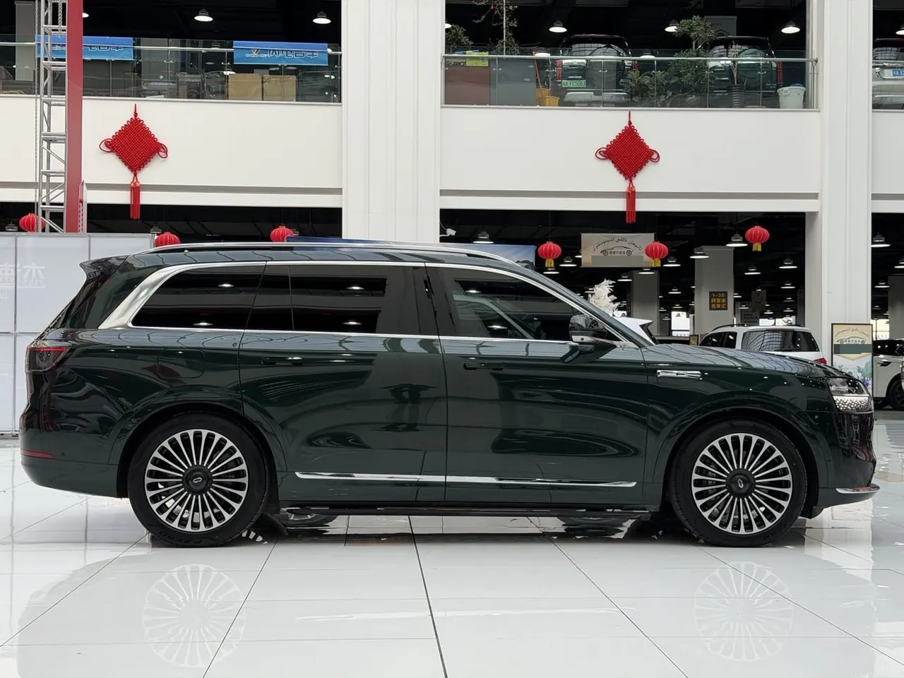 AITO 2024 AITO M9 extended range Ultra version 52kWh5 seat version automatic gear 7
