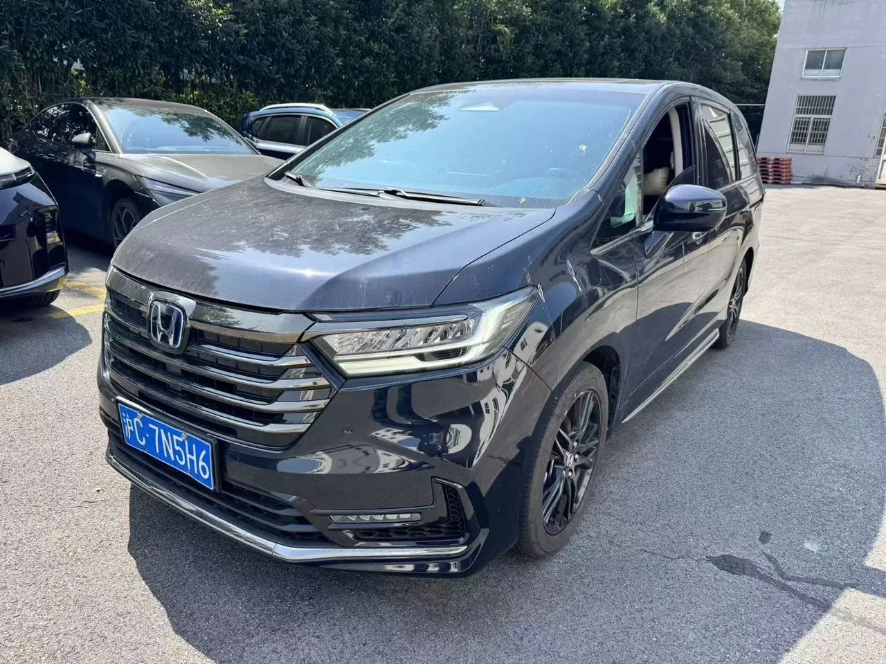 打开图片灯箱:Honda 2024 Odyssey Hybrid 2.0 Stepless Sharp and Glory Edition Automatic Gear