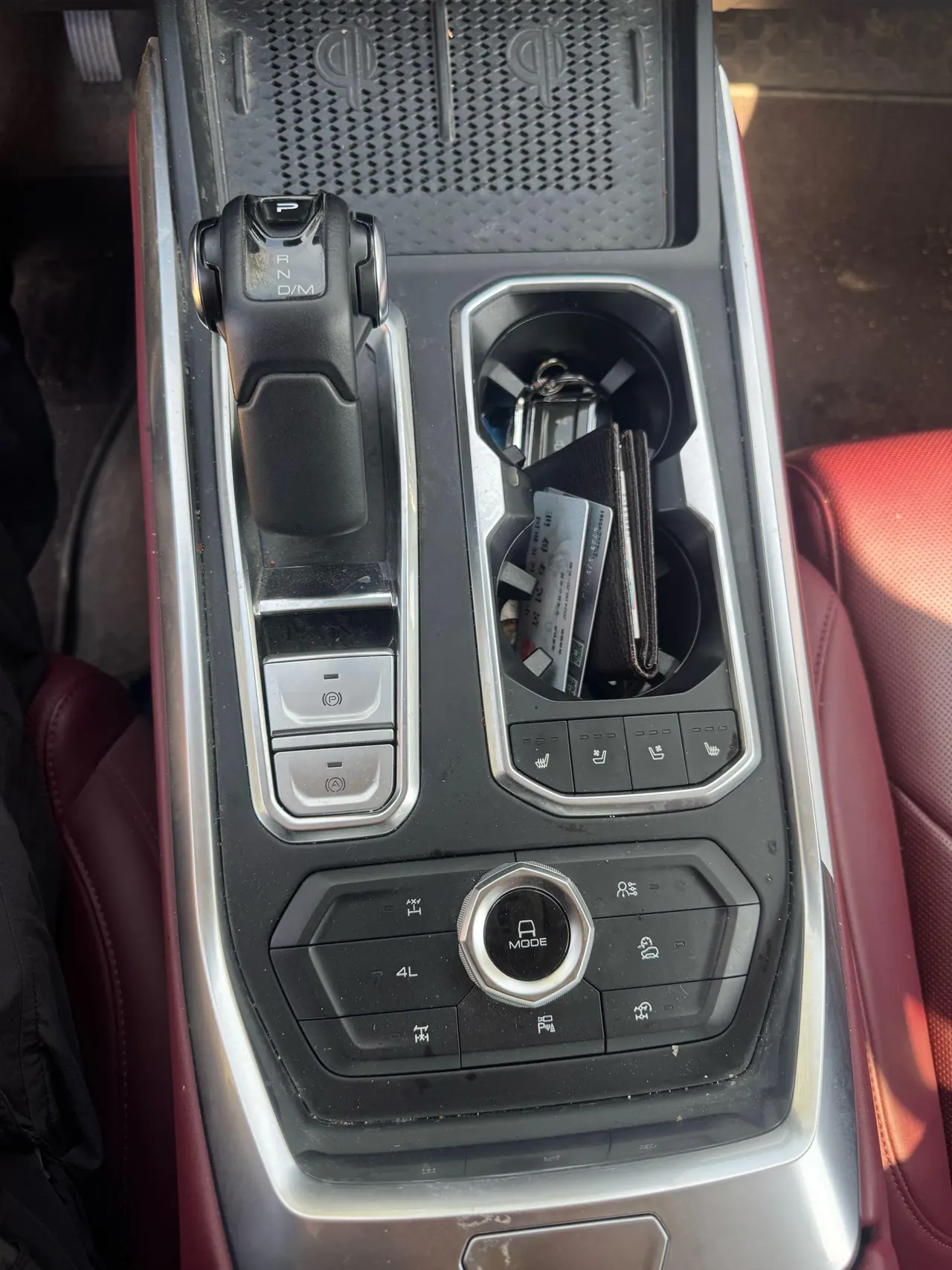 Tank 2024 Tank 400 Hi4-T 2.0T off-road version automatic gear 3