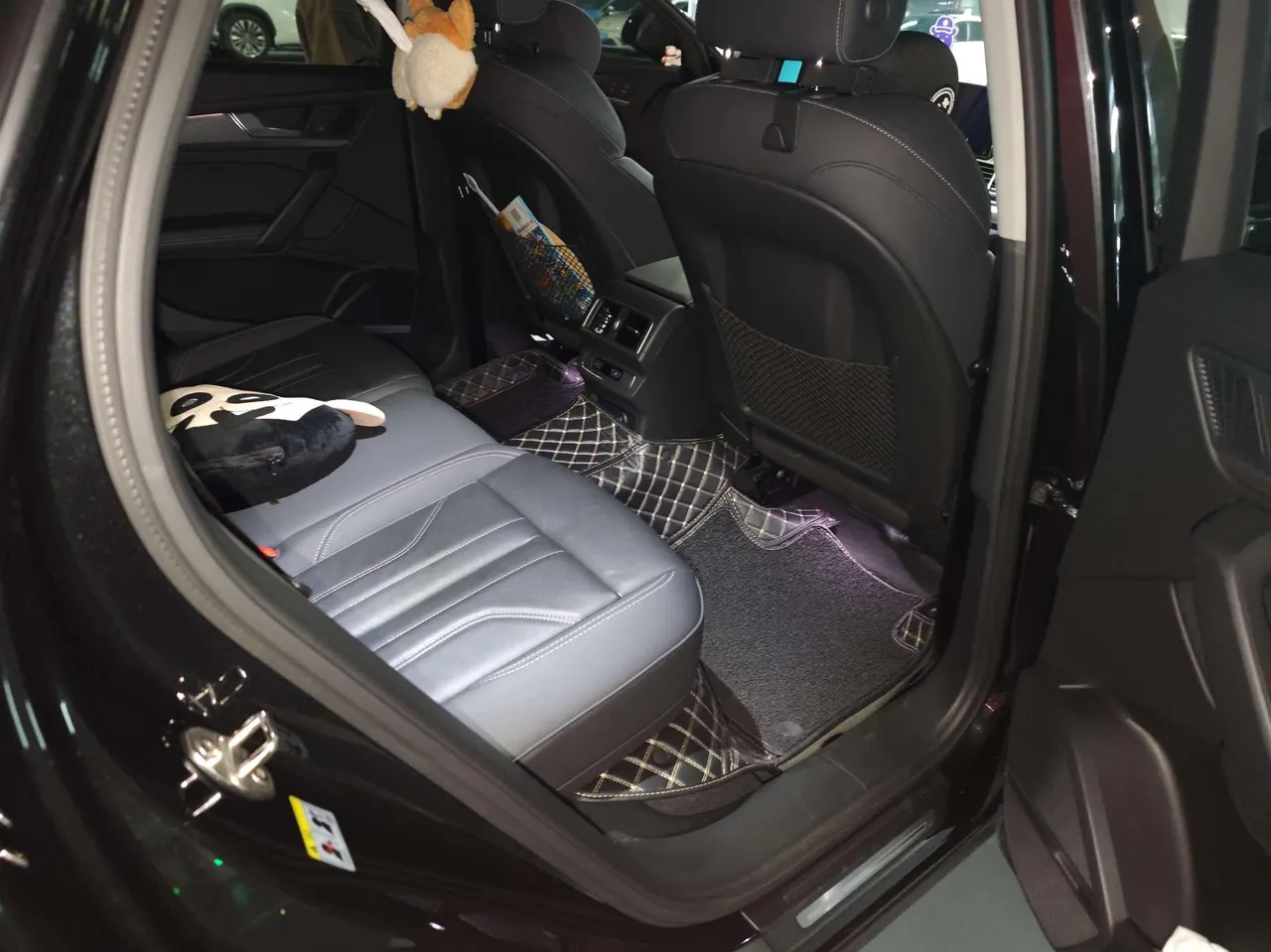 Audi 2022 Q5L 2.0TFSI 45TFSI luxury dynamic automatic transmission 3