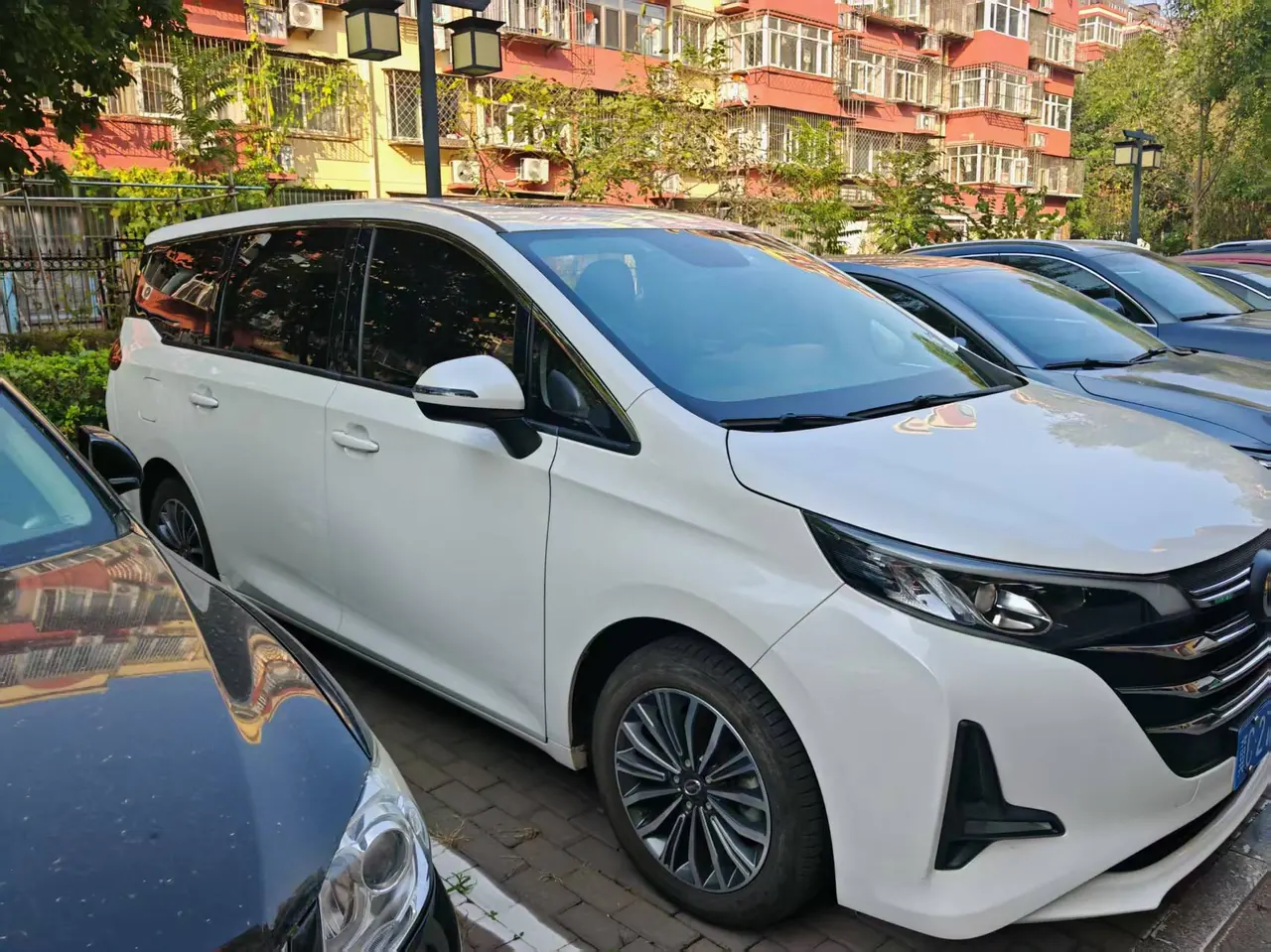 Chuanqi 2021 M6 1.5T 270T Premium Edition 7-seat Automatic Gear 4