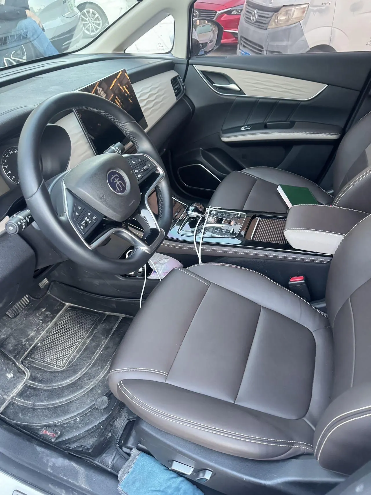BYD Song MAX New Energy 2022 Song MAX DM-i 1.5 Stepless 105KM Flagship Automatic Gear 4