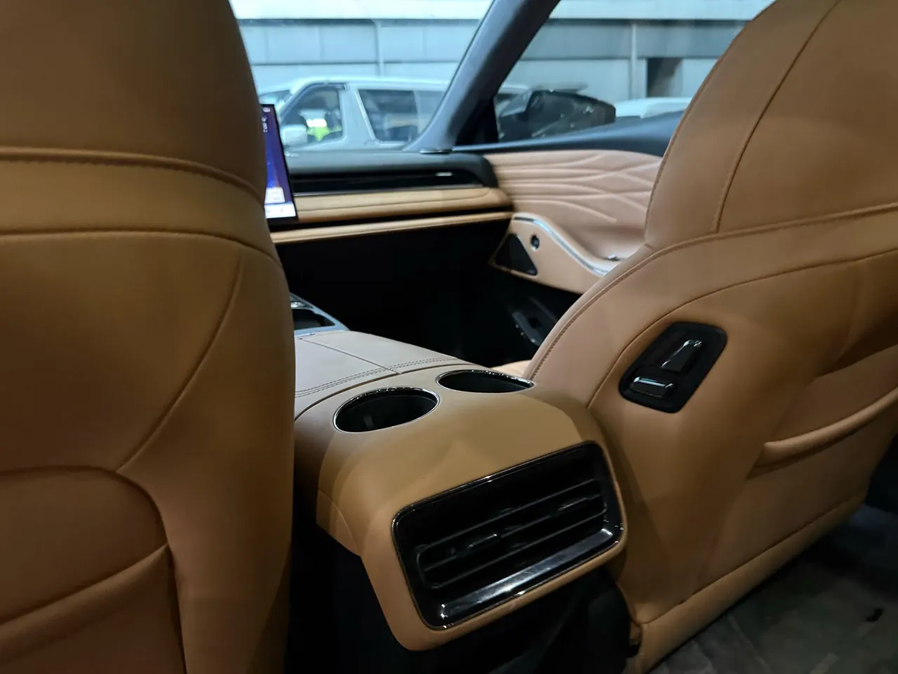 Geely Galaxy 2025 xingyao 8 EM-i 1.5 130km flagship automatic gear 6