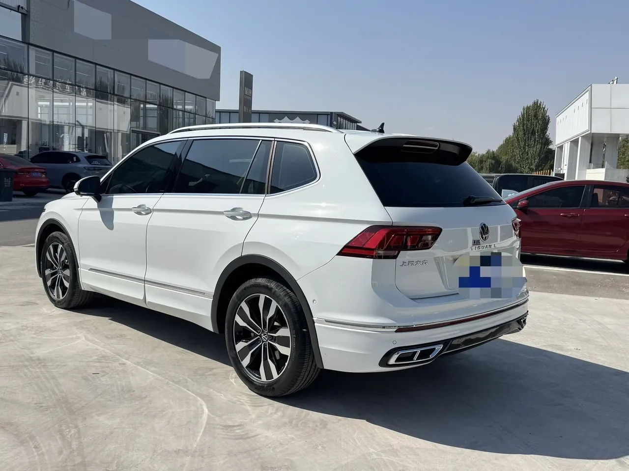 Volkswagen 2024 Tiguan L R-Line 2.0TSI 330TSI Two‑wheel‑drive R‑Line Dragon Glory Edition Automatic 6