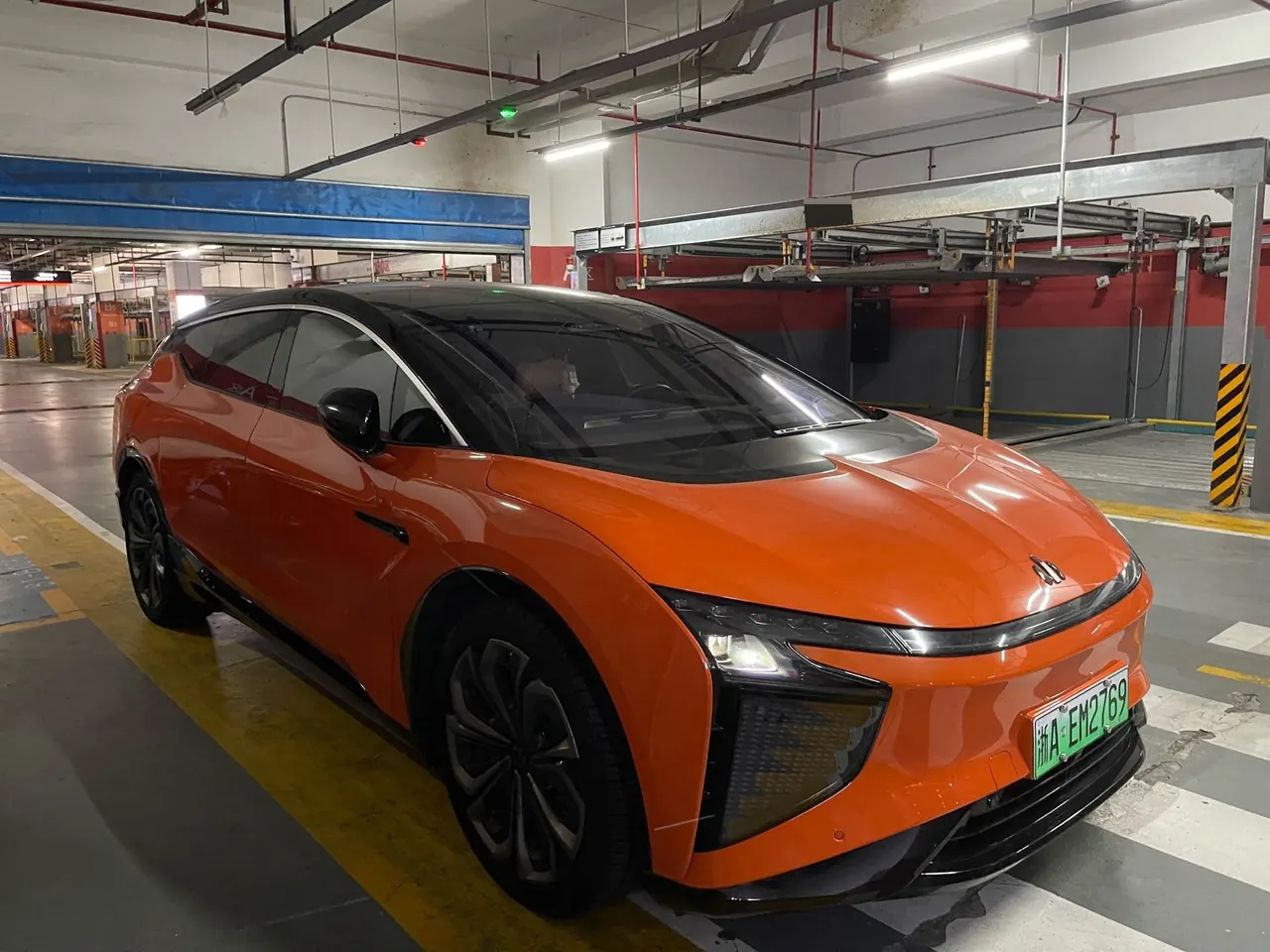 HiPhi 2021 HiPhi X Flagship 6-seat Automatic Gear 3