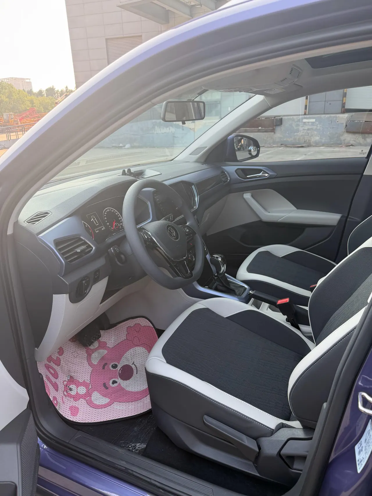 Volkswagen 2021 T-Cross (Tujia) 1.4TSI 280TSI Comfort Edition Automatic Gear 4