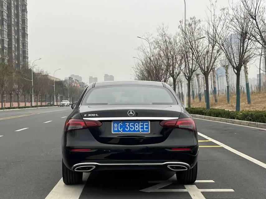 Mercedes Benz E-Class 2023 E 260 L 2.0T (Modified) Automatic Gear 3