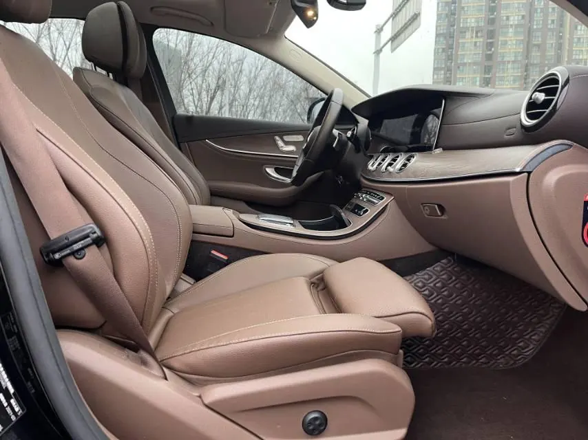 Mercedes Benz E-Class 2023 E 260 L 2.0T (Modified) Automatic Gear 4