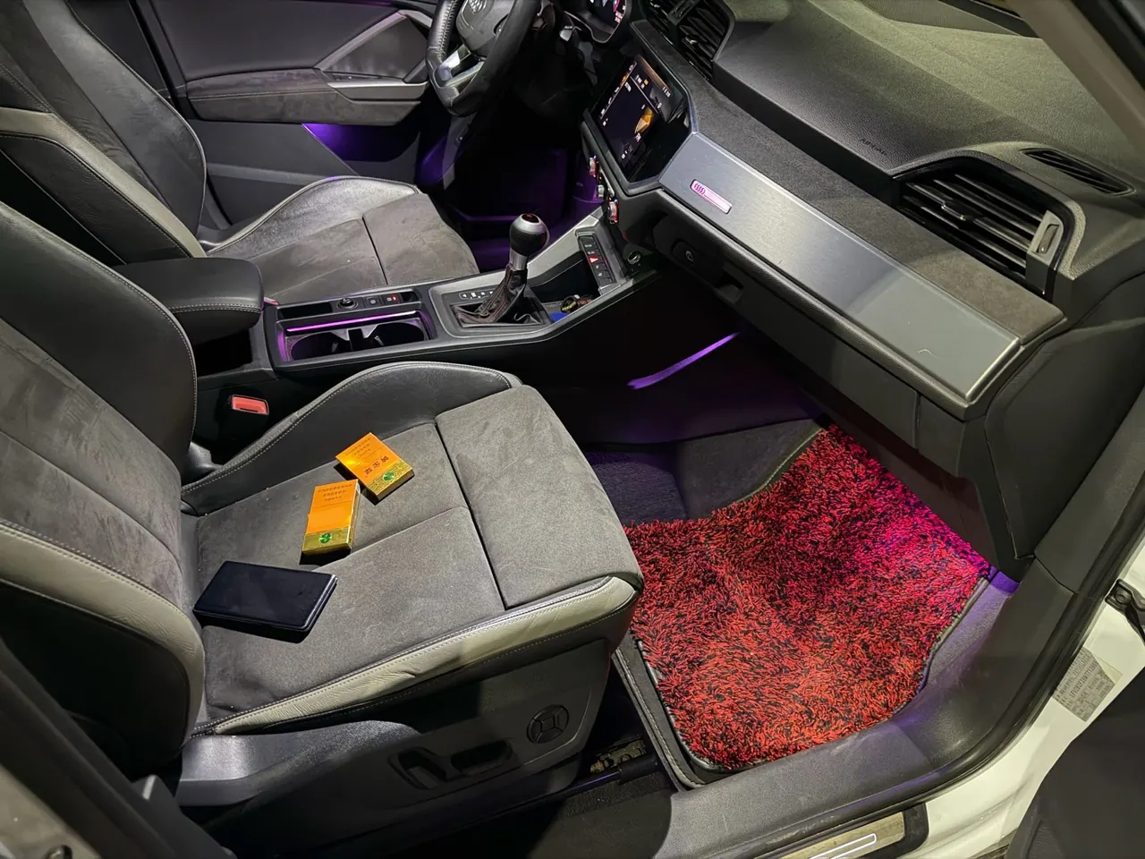 Audi 2021 Q3 1.4TFSI 35TFSI Fashion Elegant Automatic Gear 6