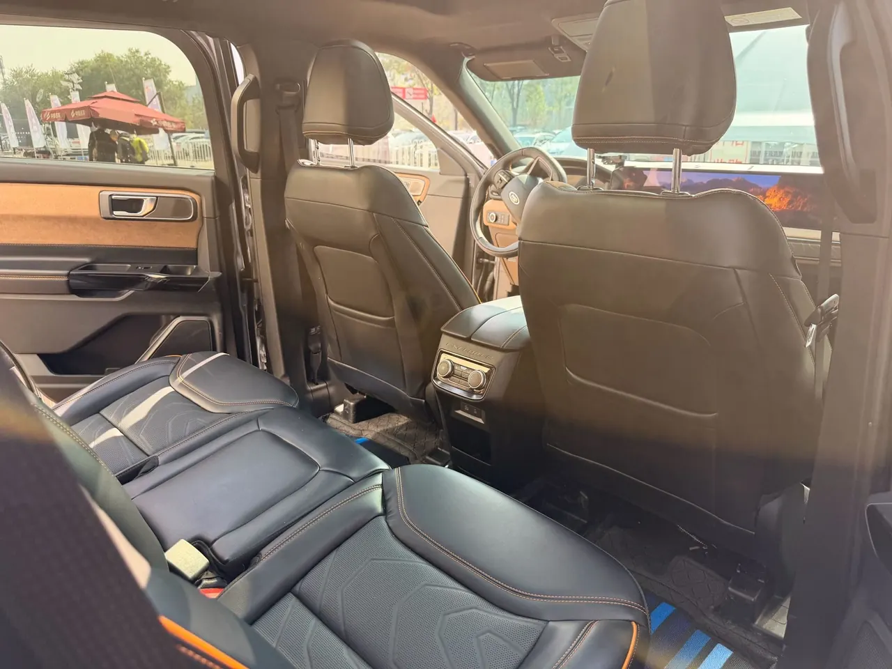 Ford 2023 Explorer 2.3T EcoBoost 285 Kunlun Peak Edition 7-seat Automatic 4