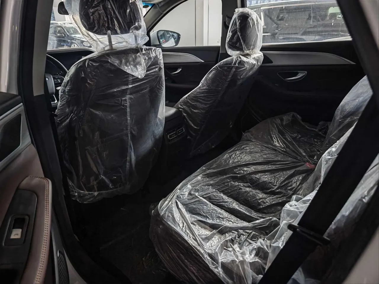 Jetour 2024 X90 1.6T Kirin Edition 7-seat Automatic Gear 3