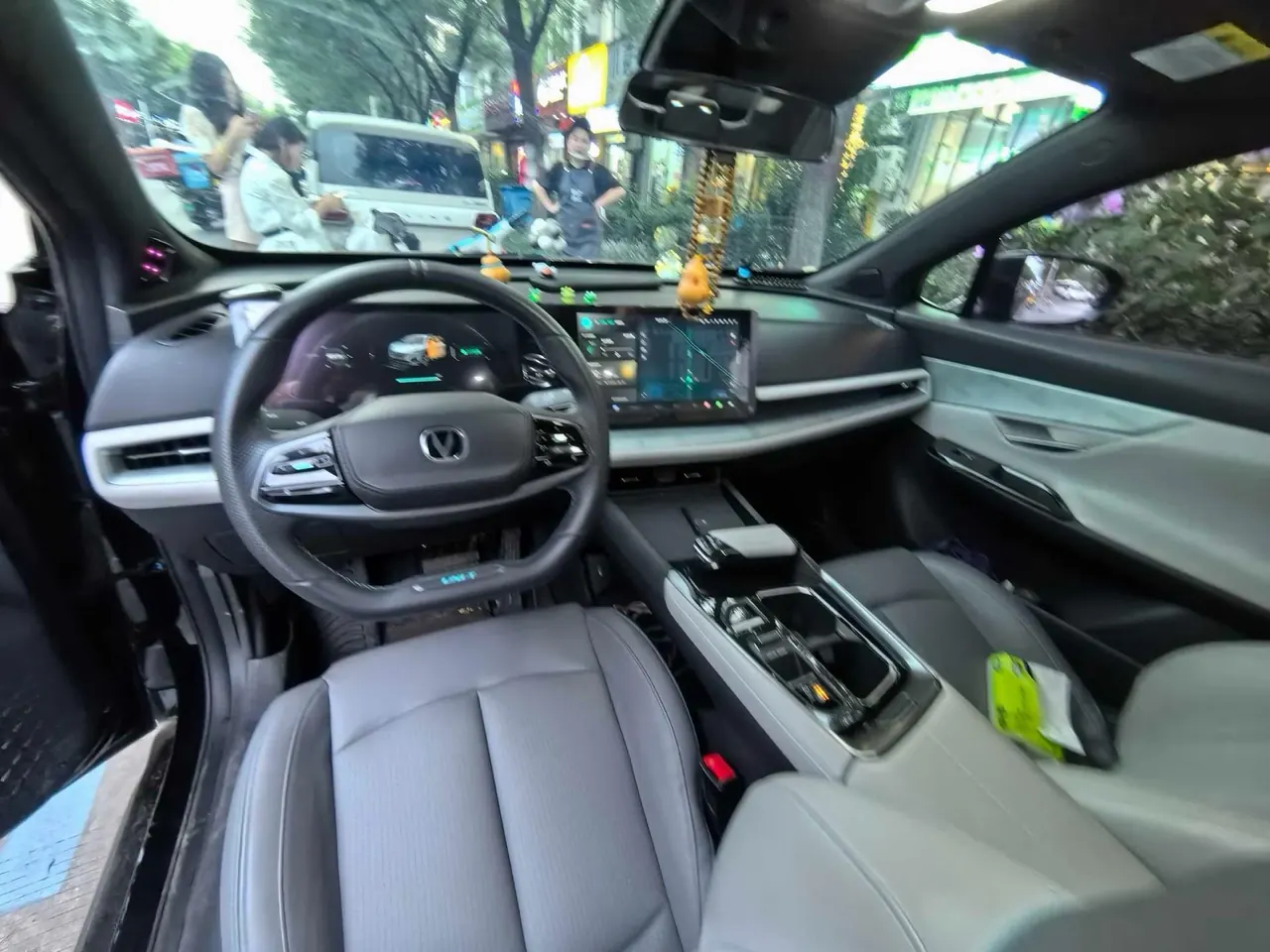 ChangAn 2023 UNI-T 1.5T honorable automatic gear 6
