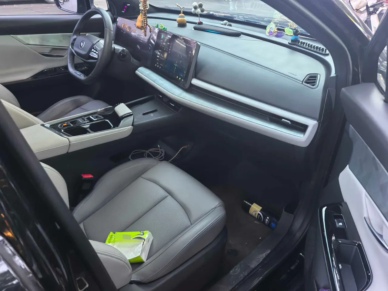ChangAn 2023 UNI-T 1.5T honorable automatic gear 9