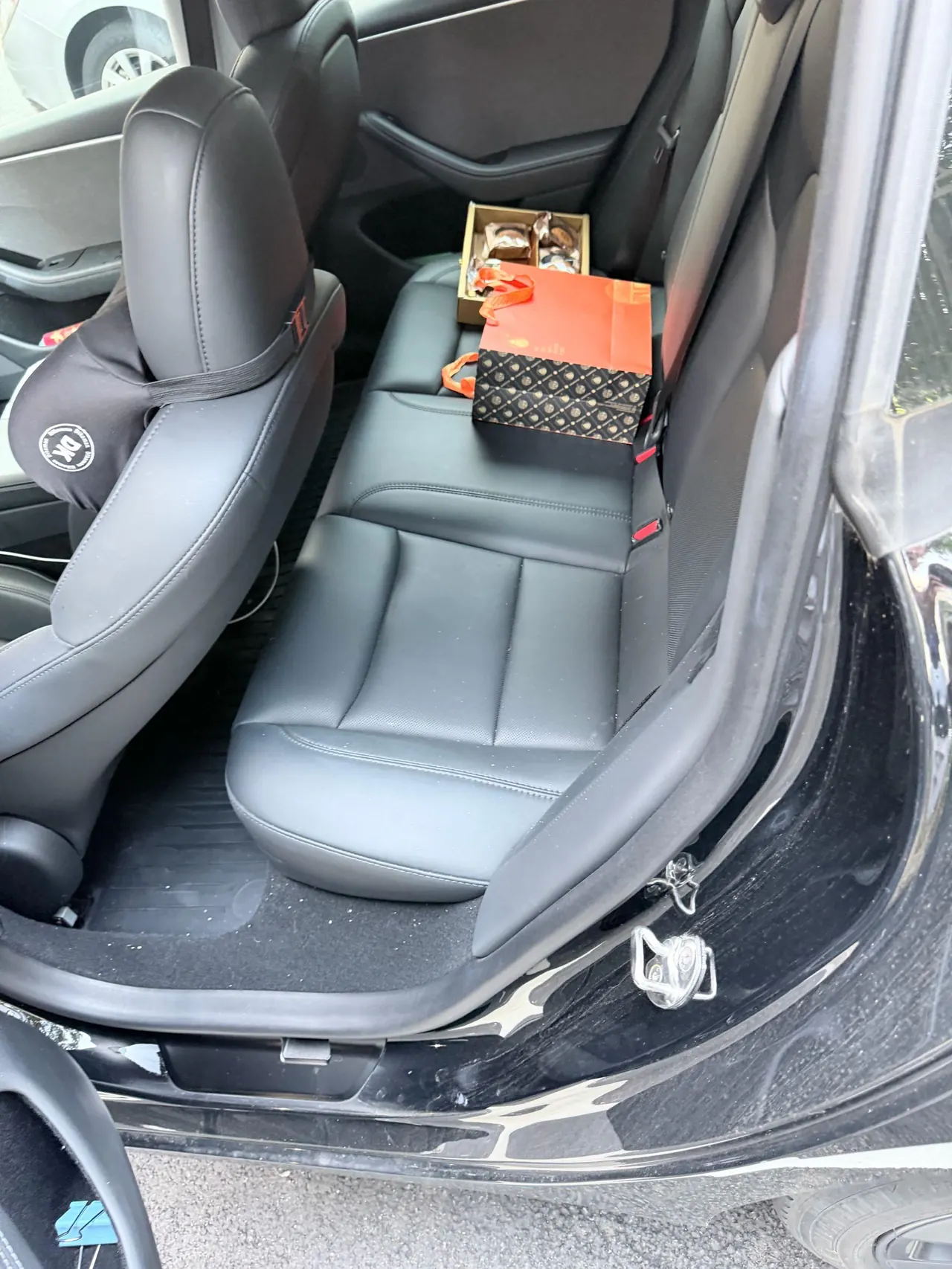 Tesla 2023 Model 3 Rejuvenation Edition Rear Wheel Drive Automatic Transmission 5