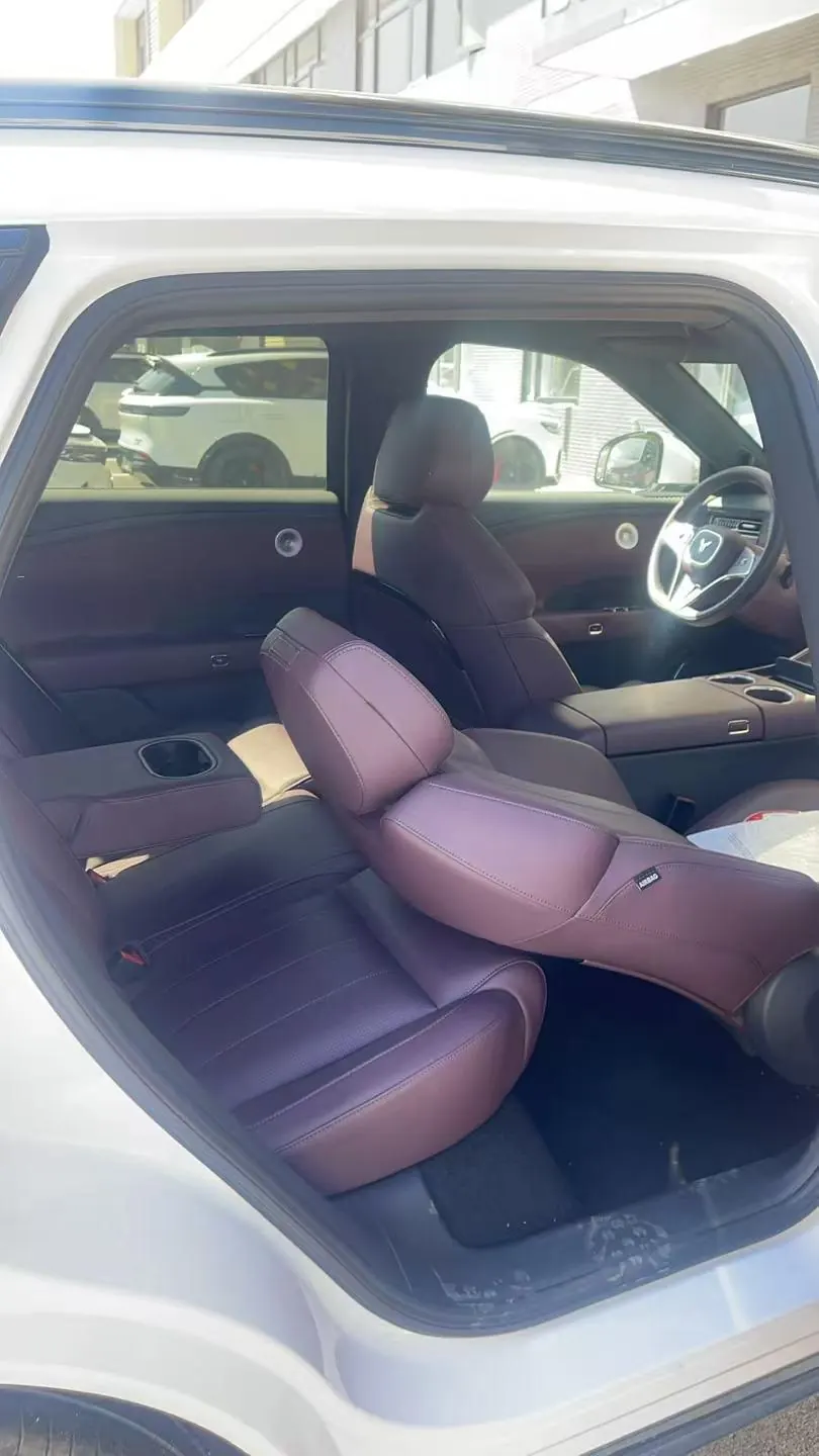 Voyah 2025 FREE four-wheel drive dry Kun version of automatic gear 7
