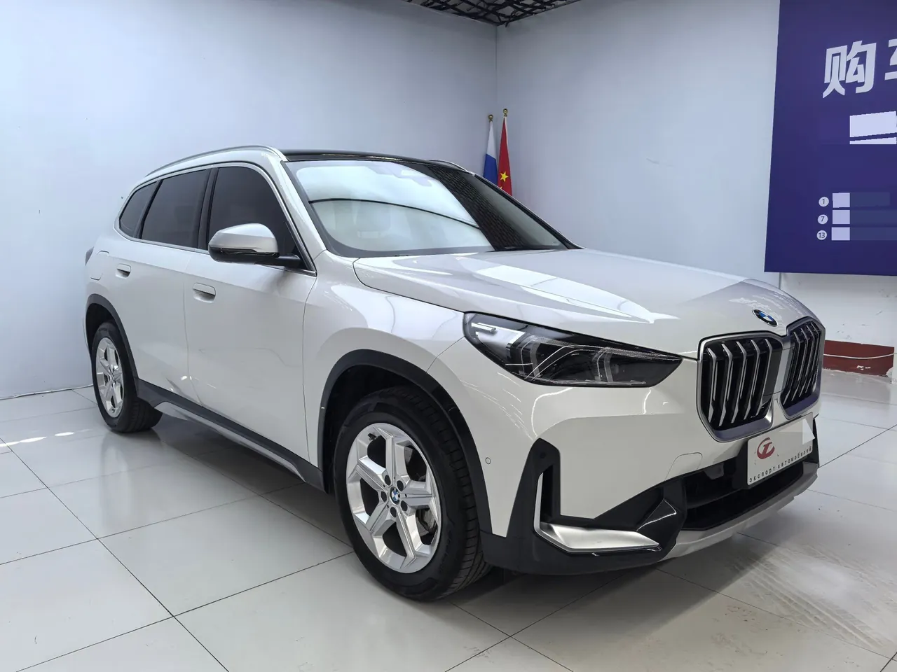 BMW 2023 X1 sDrive20Li 1.5T X Design Package Automatic Transmission 3
