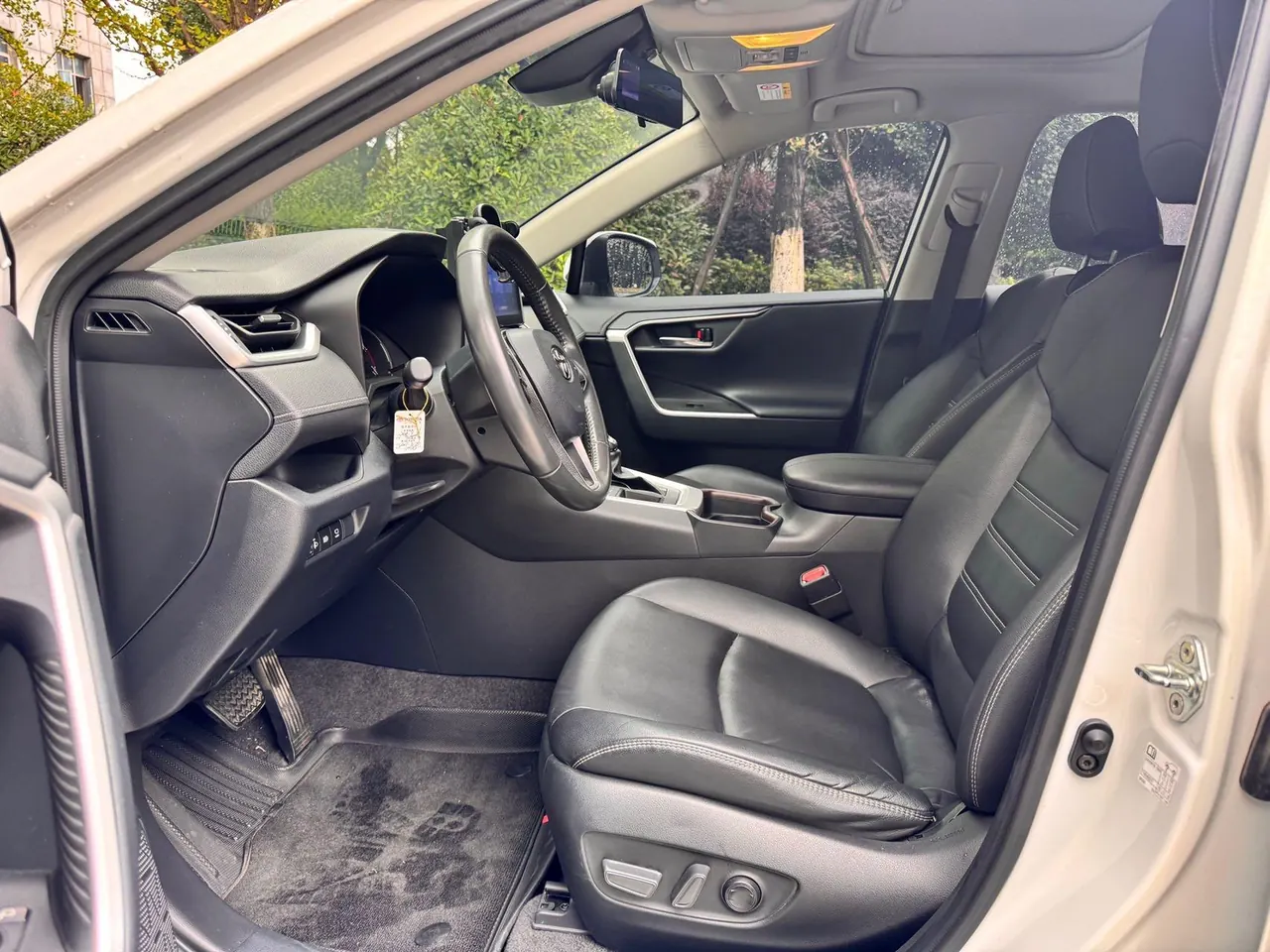 Toyota 2021 RAV4 Rongbo 2.0 Stepless Two-Drive City Edition Automatic Gear 2