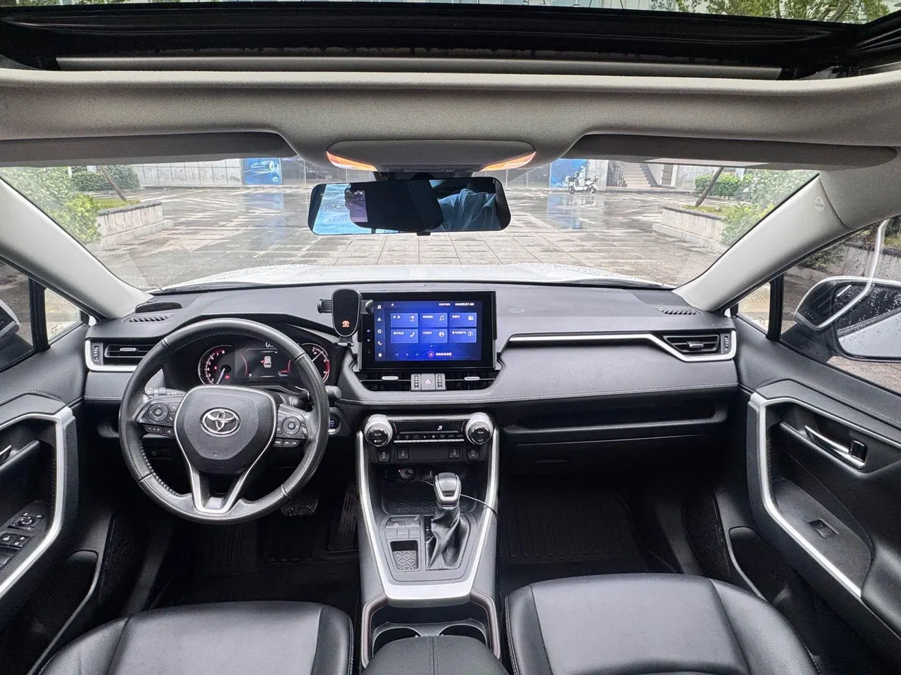 Toyota 2021 RAV4 Rongbo 2.0 Stepless Two-Drive City Edition Automatic Gear 4