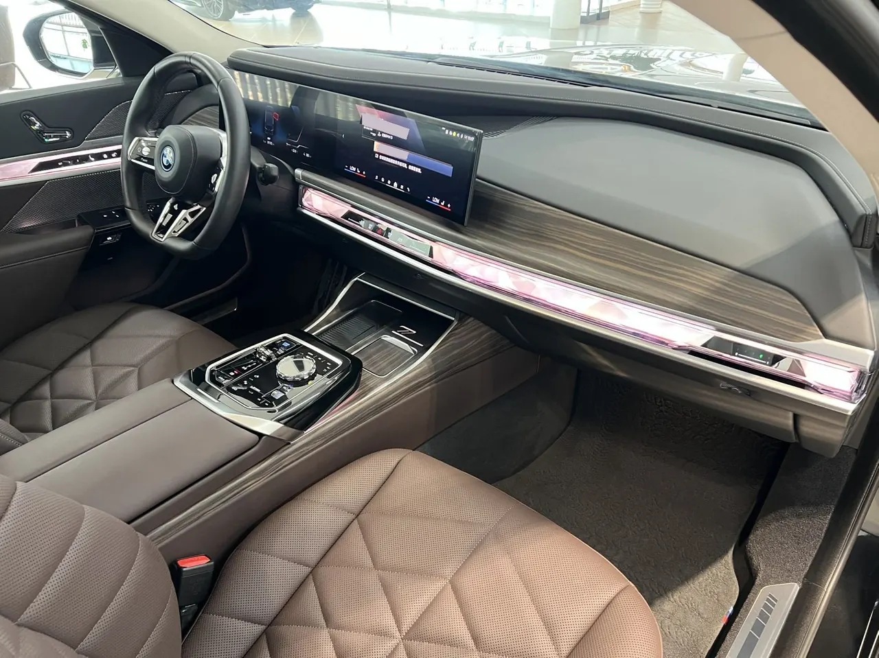BMW i7 (Imported) 2023 i7 eDrive50L Leading M Sports Suit Automatic Gear 6