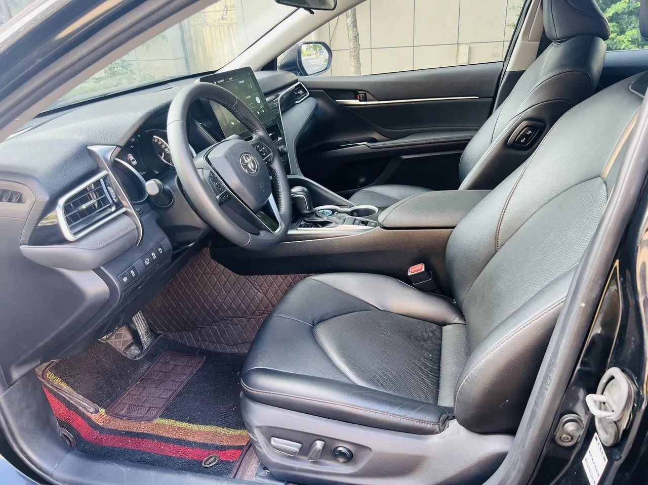 Toyota 2023 Camry 2.0G Stepless Deluxe Edition Automatic Gear 3