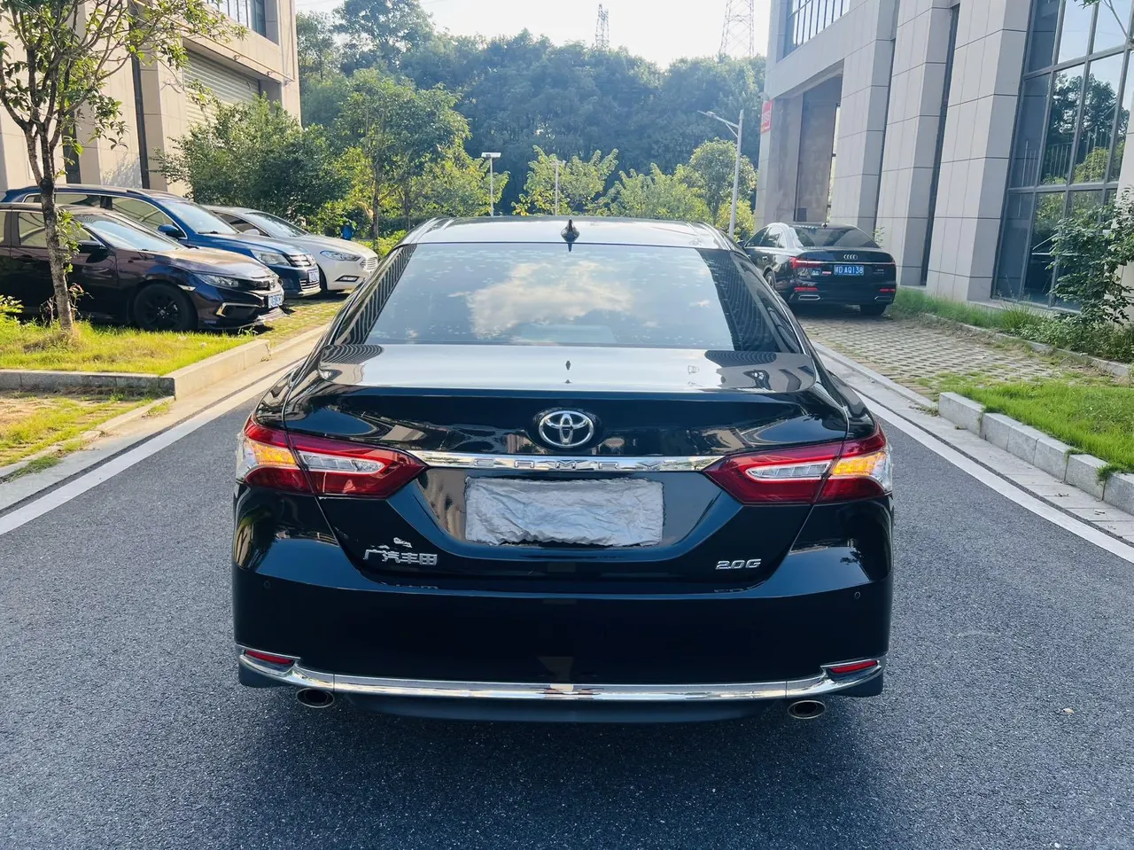 Toyota 2023 Camry 2.0G Stepless Deluxe Edition Automatic Gear 7